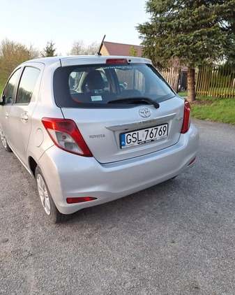 Toyota Yaris cena 23000 przebieg: 194657, rok produkcji 2012 z Złotów małe 29